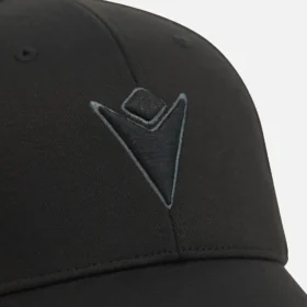 Action-Cap mit verstellbarem Riemen, Metallschnalle und gebogener Krempe Action-Cap mit verstellbarem Riemen, Metallschnalle und gebogener Krempe