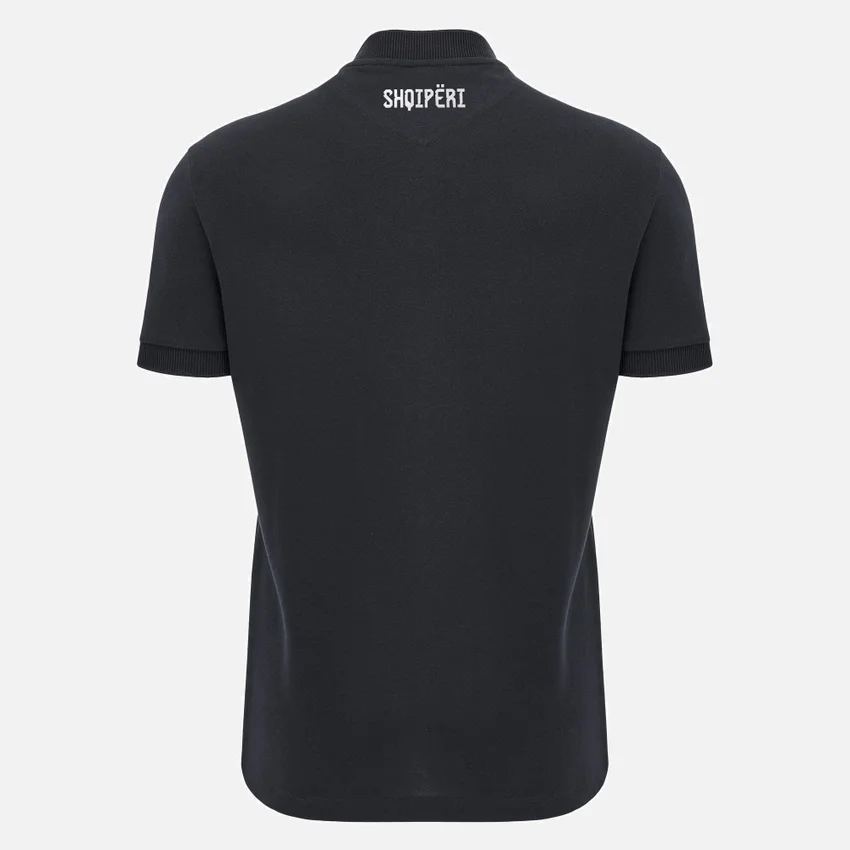 Albanien Nationalmannschaft FSHF 2026/27 Reise-Poloshirt für Erwachsene, schwarz Albanien Nationalmannschaft FSHF 2026/27 Reise-Poloshirt für Erwachsene, schwarz