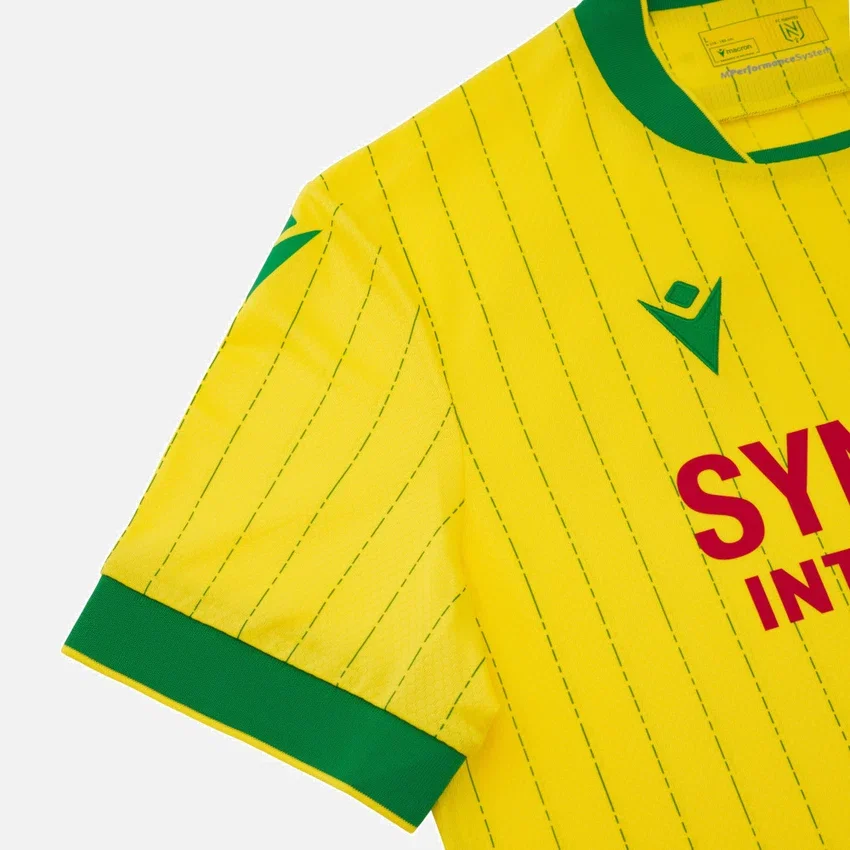 FC Nantes 2025/26 Heim-Trikot für Erwachsene FC Nantes 2025/26 Heim-Trikot für Erwachsene
