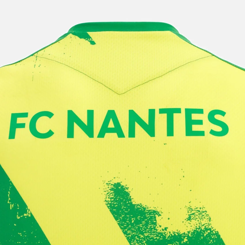 FC Nantes 2025/26 Warm-up-Hemd für Erwachsene FC Nantes 2025/26 Warm-up-Hemd für Erwachsene