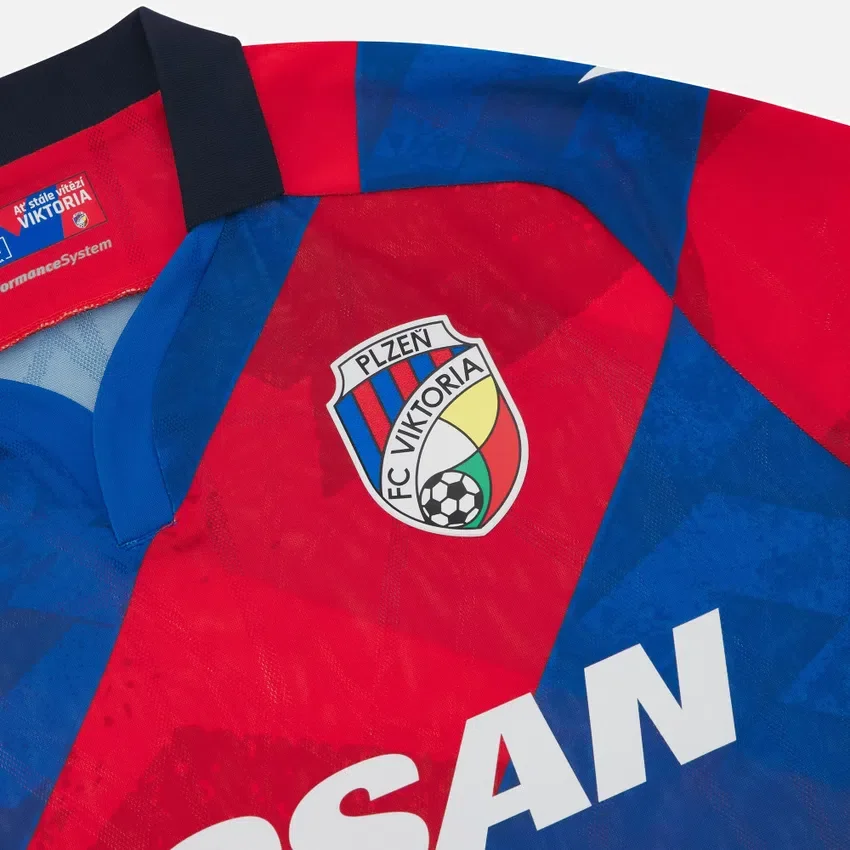 FC Viktoria Plzeň 2025/26 Heim-Trikot für Erwachsene FC Viktoria Plzeň 2025/26 Heim-Trikot für Erwachsene