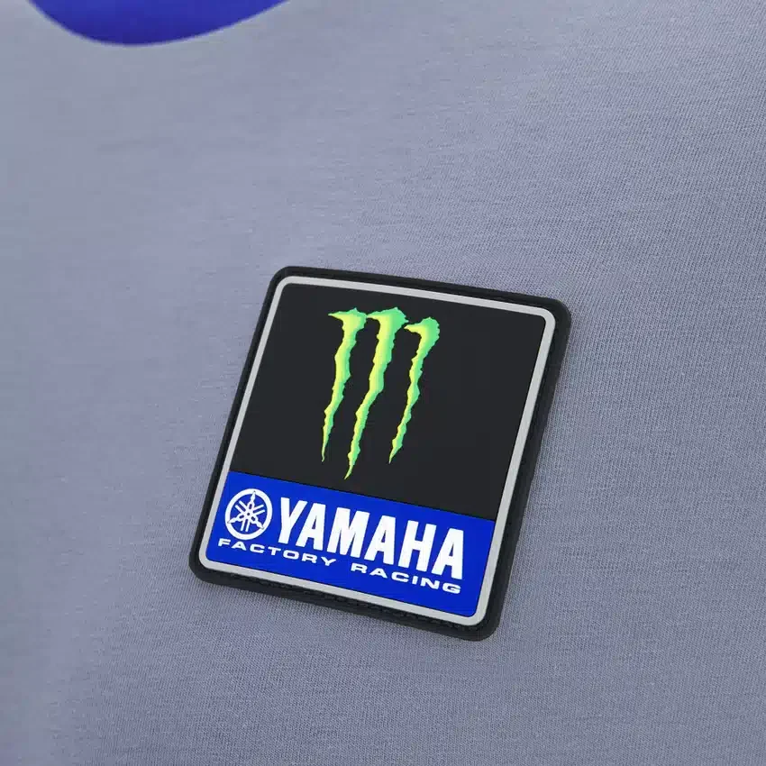 Monster Energy Yamaha MotoGP 2026 Travel Replica Hemd – Kleinere Größen Monster Energy Yamaha MotoGP 2026 Travel Replica Hemd – Kleinere Größen