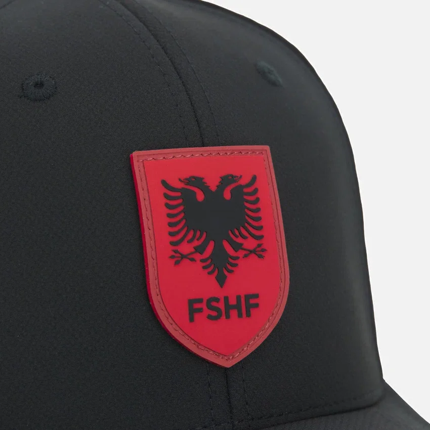 Offizielle Trucker-Cap der albanischen Nationalmannschaft 2026/27 Offizielle Trucker-Cap der albanischen Nationalmannschaft 2026/27
