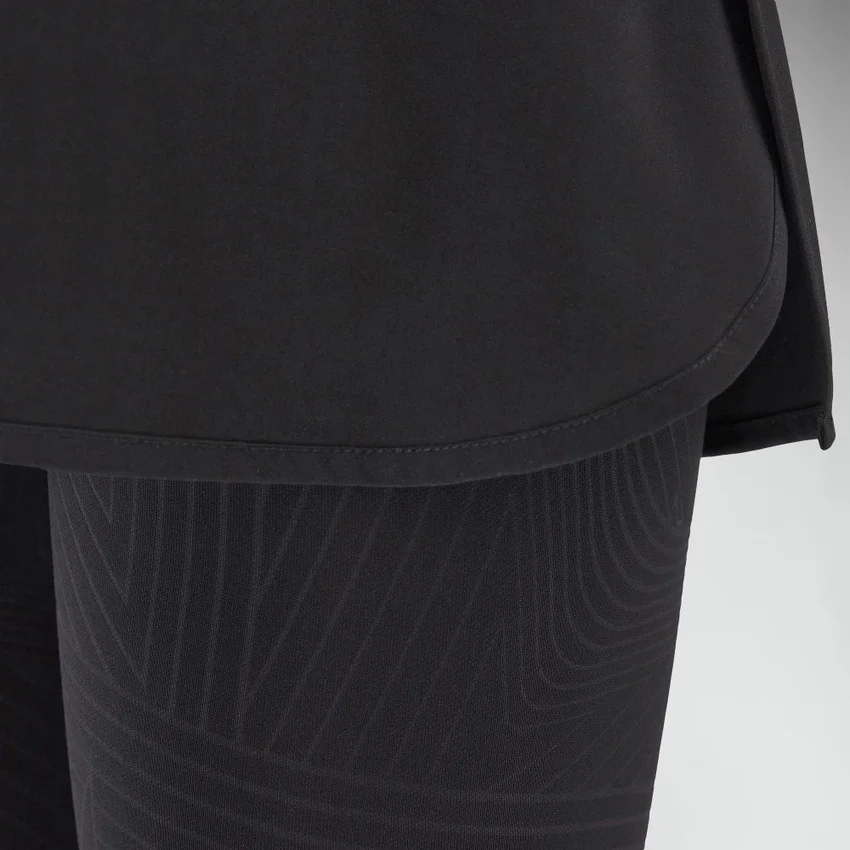 Regina-Röcke mit Leggings Regina-Röcke mit Leggings
