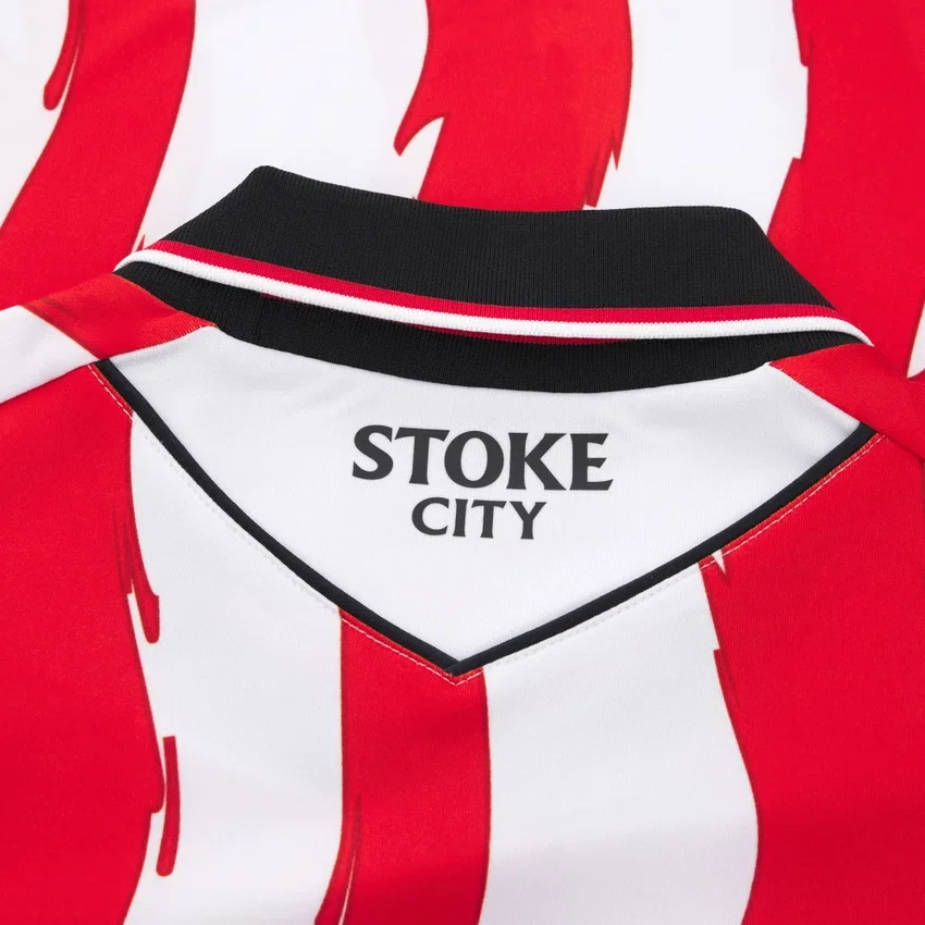 Stoke City FC 2025/26 Heim-Trikot für Erwachsene Stoke City FC 2025/26 Heim-Trikot für Erwachsene