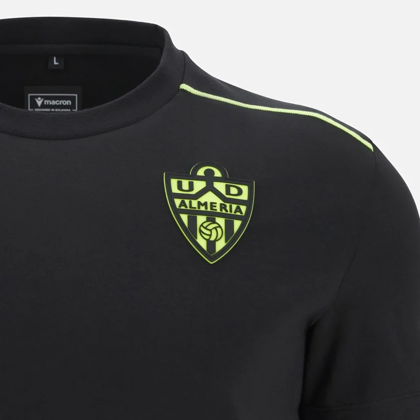 UD Almeria 2025/26 Reishemd für Erwachsene im Athleisure-Stil UD Almeria 2025/26 Reishemd für Erwachsene im Athleisure-Stil