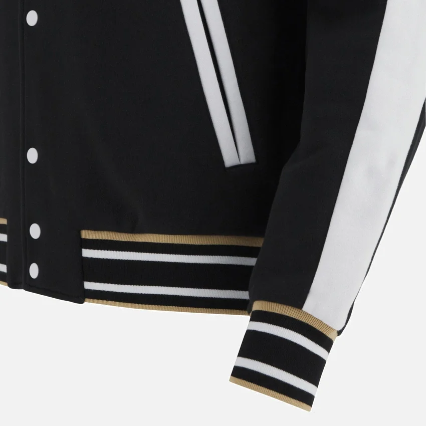 Udinese Calcio 2025/26 College-Sweatshirt für Erwachsene aus der Fan-Kollektion Udinese Calcio 2025/26 College-Sweatshirt für Erwachsene aus der Fan-Kollektion